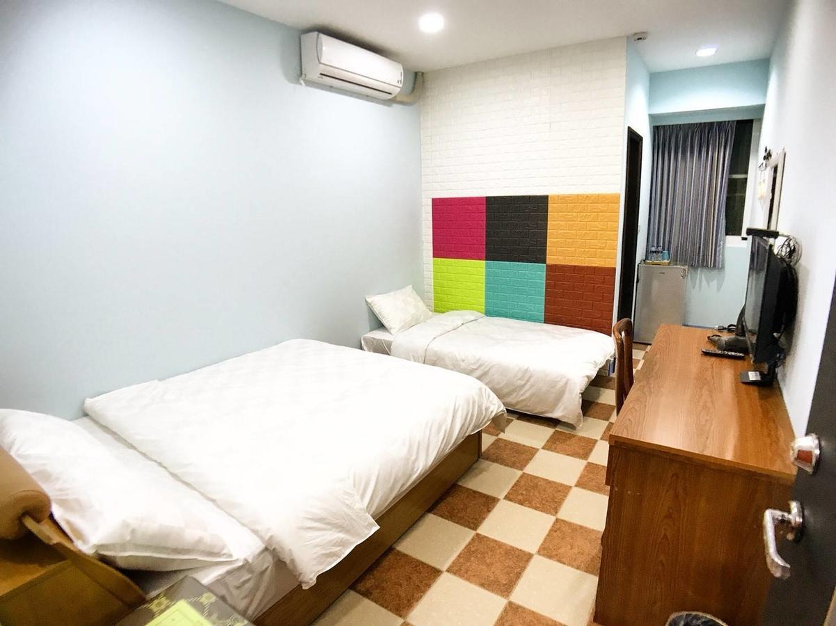 J. Home Kao-siung Exteriér fotografie