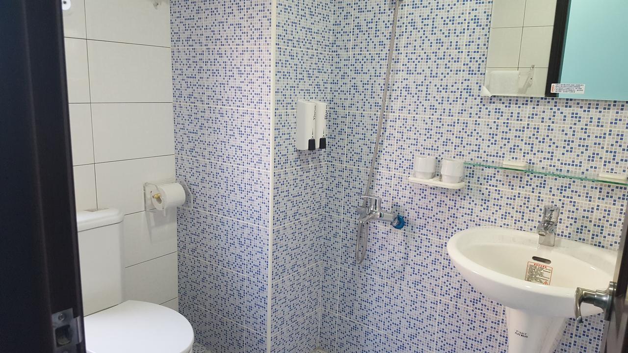 J. Home Kao-siung Exteriér fotografie